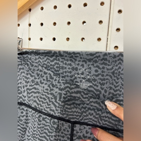 Varley Animal Print Leggings - Picture 4 of 4